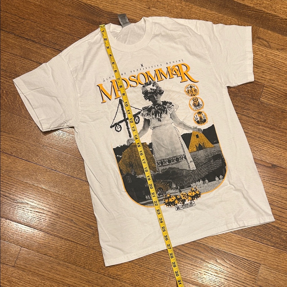 “Midsommar” A24 White Unisex Graphic T-Shirt - NWOT, Medium - Picture 8 of 9